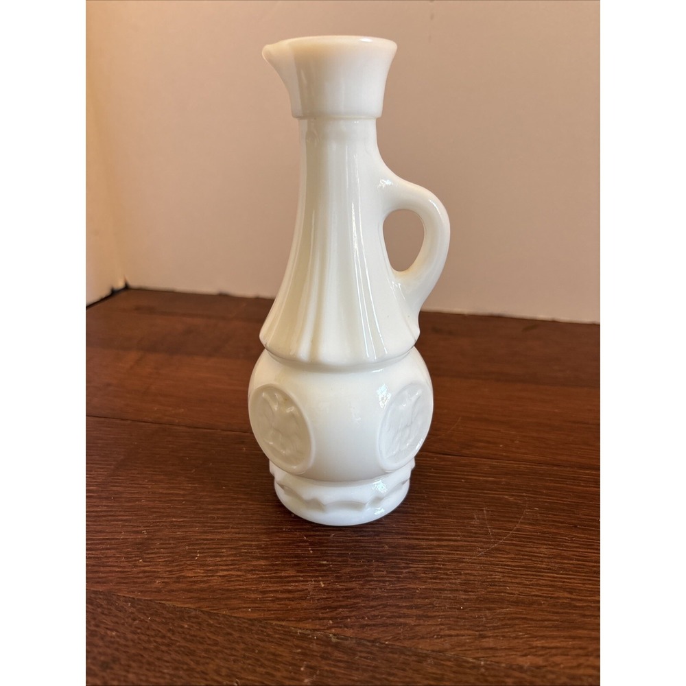 Vintage‎ Wheaton White Milk Glass Eagle Cruet , Vase, Bottle, No Stopper